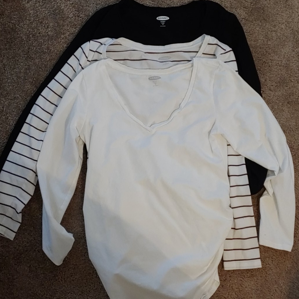 3 Old navy long sleeve maternity v-neck tops
